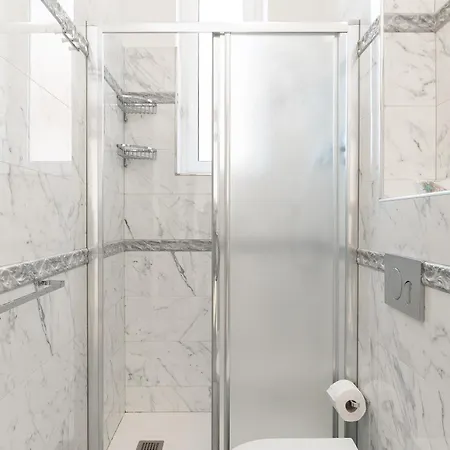 Passeggiata Mare - 10 Min Centro Citta Appartement